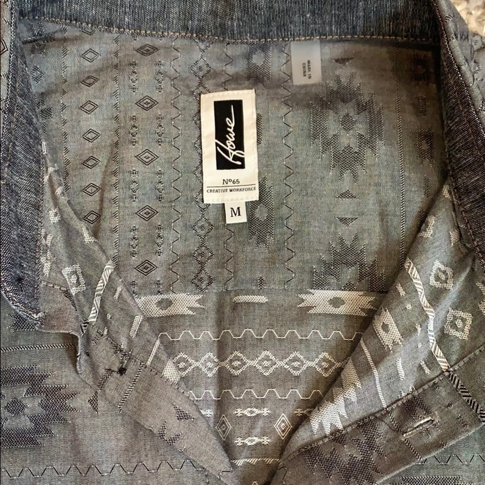 Howe Short Sleeve Button Down - Medium - image 5